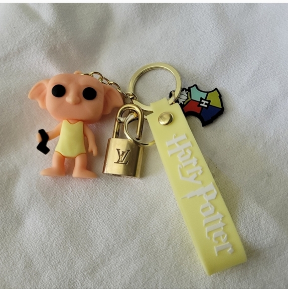 LOUIS VUITTON 301# NO KEY!!!! & HARRY POTTER KEYCHAIN - Picture 5 of 5